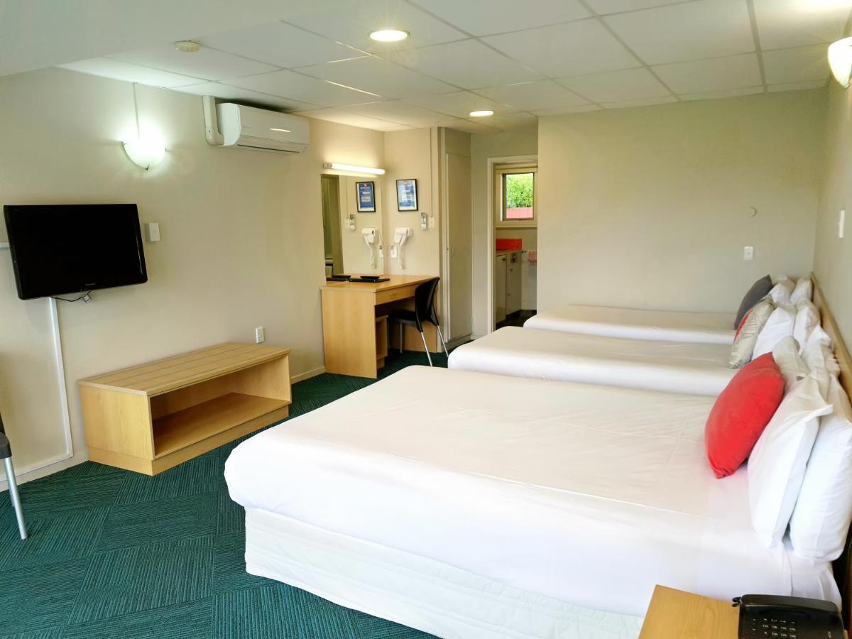 The Garden Hotel Christchurch Bagian luar foto
