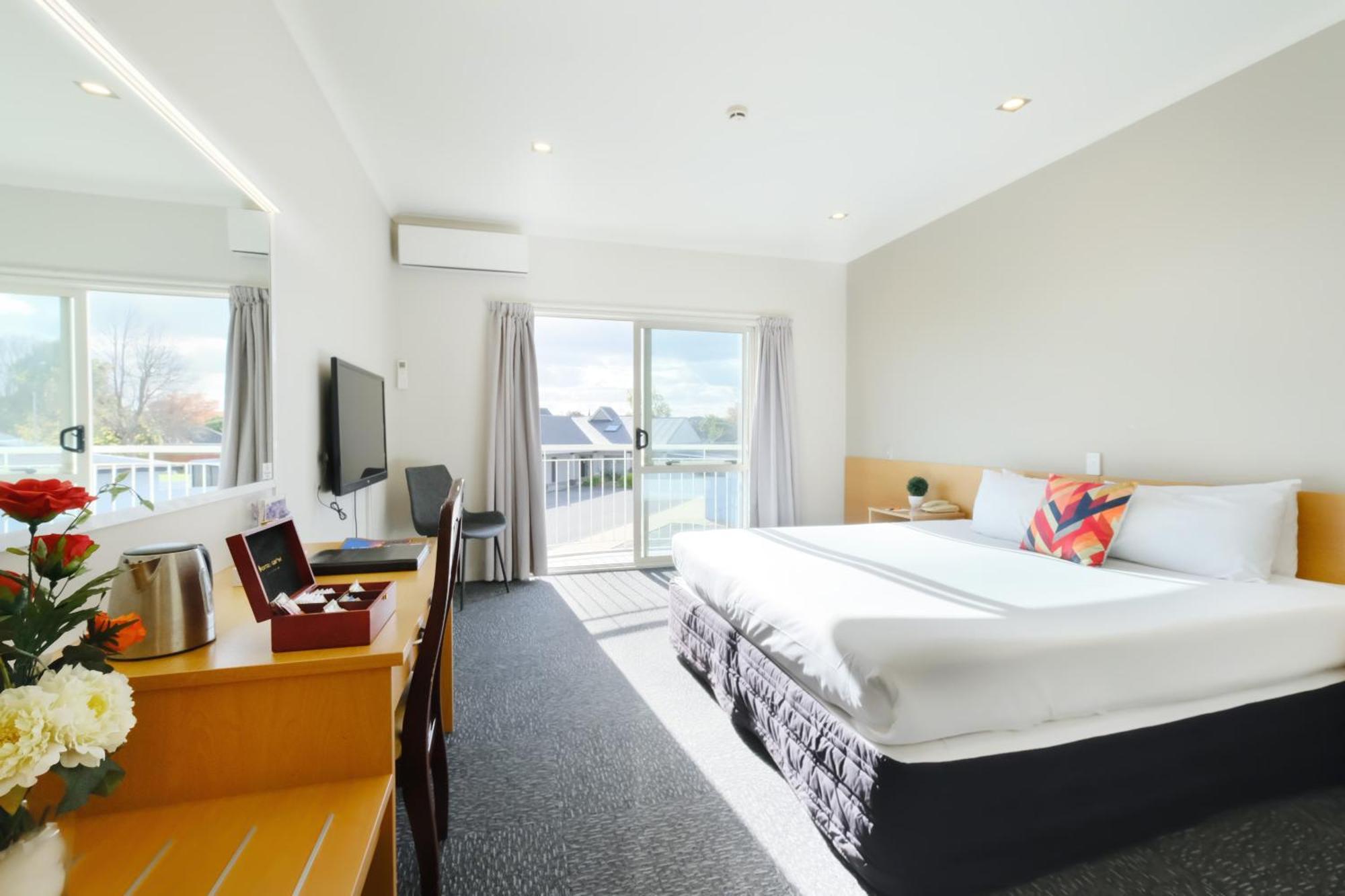 The Garden Hotel Christchurch Bagian luar foto